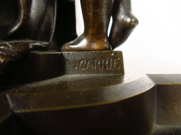 A. CARRIE et A. LEMAIRE "Jeune femme et ses enfants" Sculpture en bron