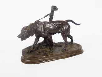 Vente aux enchères P.J. MENE. "Braque au poteau". Sculpture en bronze à patine médaille. 