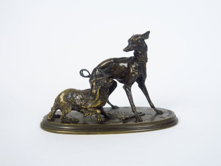 P.J. MENE. "Lévrier et king's charle's". Groupe en bronze à patine bru
