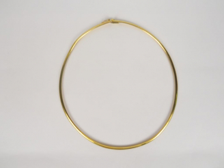 Vente aux enchères Collier en or.  Poids. 20 gr