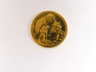 Vente aux enchères Médaille en or.  Poids. 1,5 gr