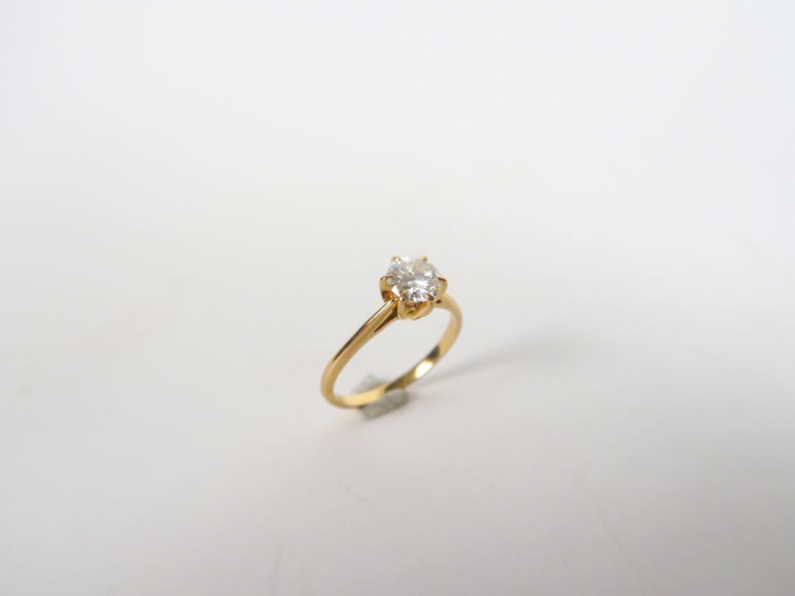 Solitaire de 1,55 cts environ avec photocopie du G.I.A n° 207206.