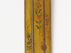 Vente aux enchères Baromètre fin XVIIIème - début XIX en bois polychrome, à décor de fleu
