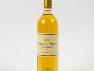 Vente aux enchères 1 BOUTEILLE CHÂTEAU DE FARGUES SAUTERNES - 2010
