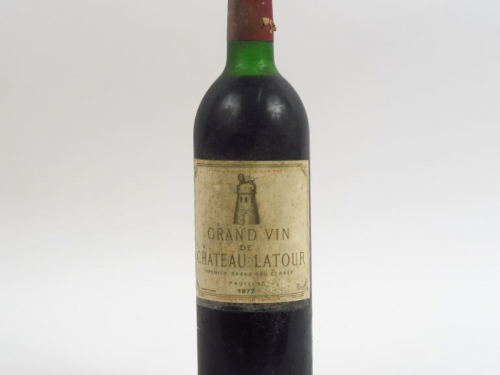 1 BOUTEILLE CHÂTEAU LATOUR 1er GCC PAUILLAC - 1977 - HEP/ETLA