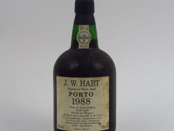 1 BOUTEILLE PORTO J.W. HART - 1988 - MISE : 2000
