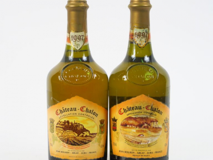 2 BOUTEILLES CHÂTEAU CHALON J. BOURDY - 1997 - 1 CAPS AB