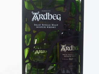 Vente aux enchères 1 BOUTEILLE WHISKY ARDBEG 46° - COFFRET