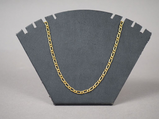 Vente aux enchères Collier en or jaune, maille alternée.  Poids. 8,95 g