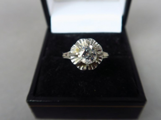 Vente aux enchères Bague solitaire en or blanc et platine, ornée d'un diamant taille anci