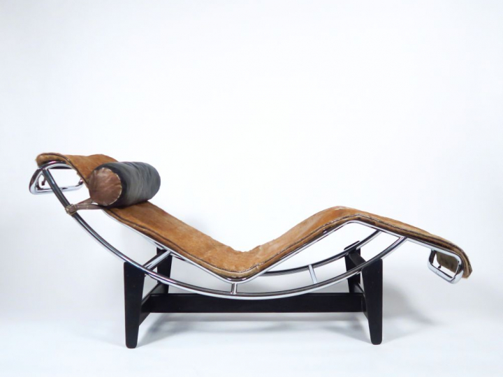 LE CORBUSIER. ‘LC 4’. Chaise longue, garniture en poulain d'origine, s