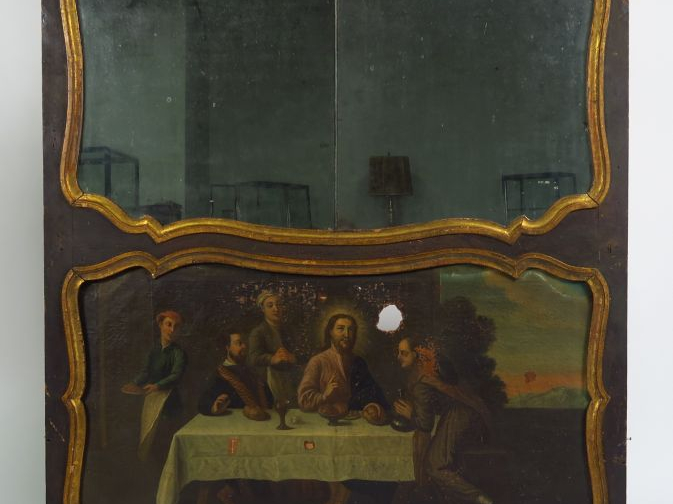 Trumeau de style Louis XV en bois noirci et doré, représentant la Cène