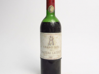 Vente aux enchères 1 BOUTEILLE CHÂTEAU LATOUR 1er GCC PAUILLAC - 1967 - BEP