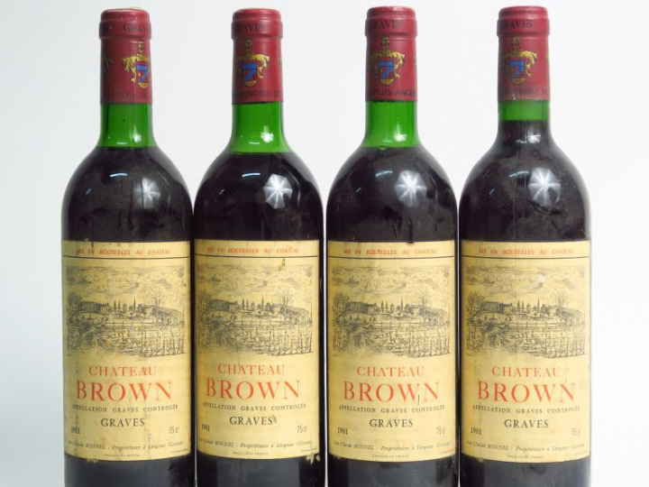 4 BOUTEILLES CHÂTEAU BROWN GRAVES - 1981 - 2 LB/1 HEP