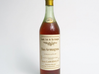 Vente aux enchères 1 BOUTEILLE BAS ARMAGNAC DOMAINE DU PILLON GERARD LABERDOLIVE - 1964