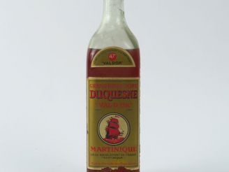 Vente aux enchères 1 VIEILLE BOUTEILLE GRAND RHUM D'OR DUSQUESNE 'VAL D'OR' 47°