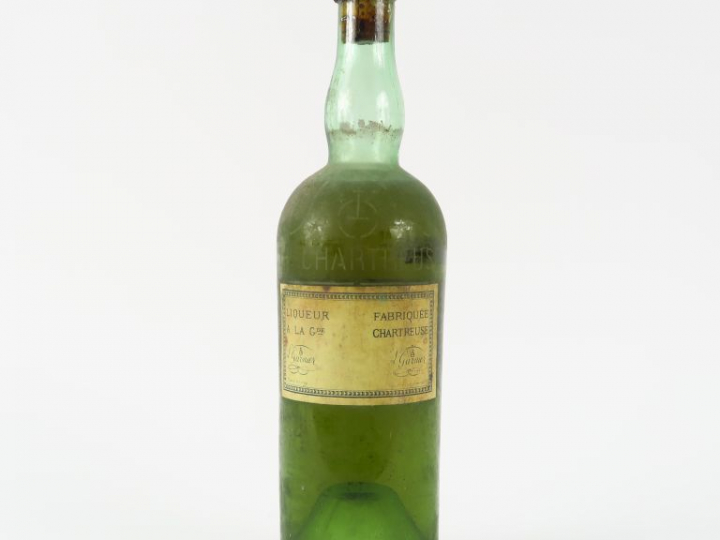 1 BOUTEILLE CHARTREUSE VERTE PERIODE 1941-1951