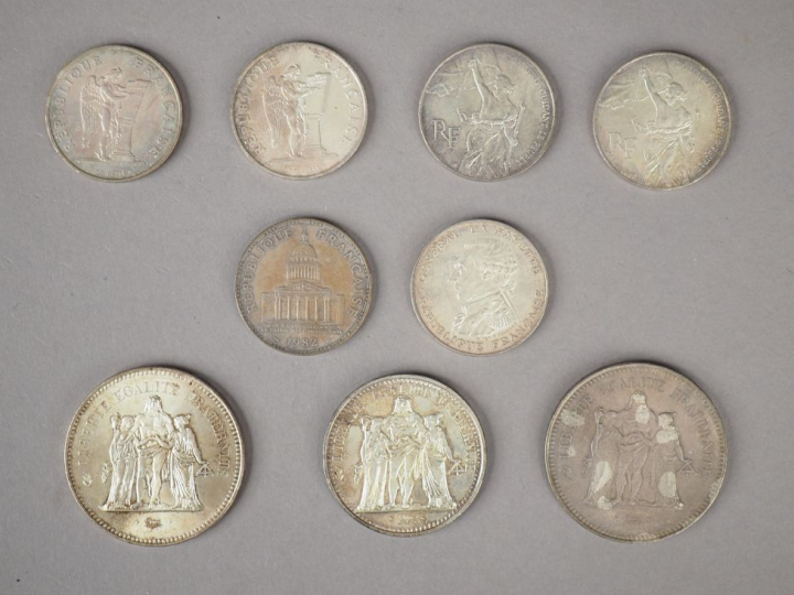 Ensemble de pièces en argent, comprenant :  - six pièces de 100 Francs