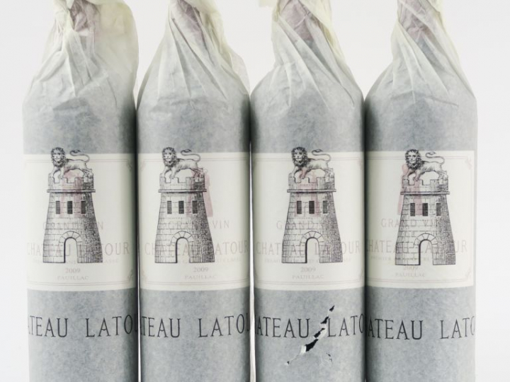 4 BOUTEILLES CHÂTEAU LATOUR 1er GCC PAUILLAC - 2009 - CBO