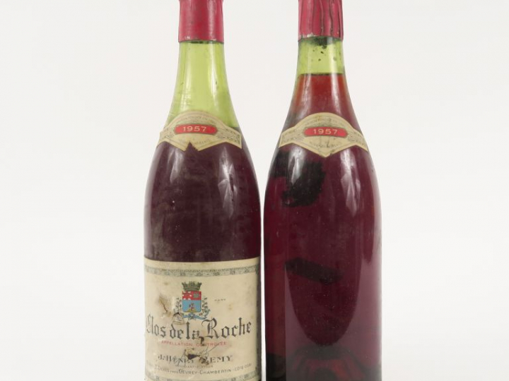 2 BOUTEILLES CLOS DE LA ROCHE J. HENRY REMY - 1957 - 1 à 2,5 CM/1 à 5,