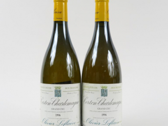 Vente aux enchères 2 BOUTEILLES CORTON CHARLEMAGNE GC O. LEFLAIVE - 1996