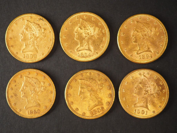 Six pièces de 10 Dollars or, 1880, 1893, 1894 (x2), 1896, 1901. FRAIS 