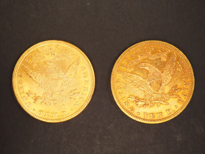 Deux pièces de 10 Dollars or, 1901 et 1905. FRAIS ACHETEURS : 5% TTC