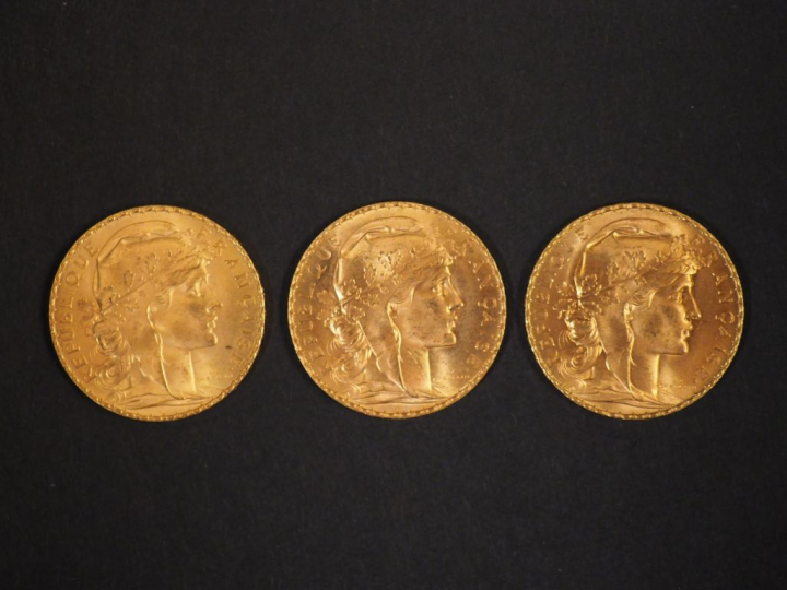 Trois pièces de 20 Francs or, 1911, 1912 et 1913. FRAIS ACHETEURS : 5%