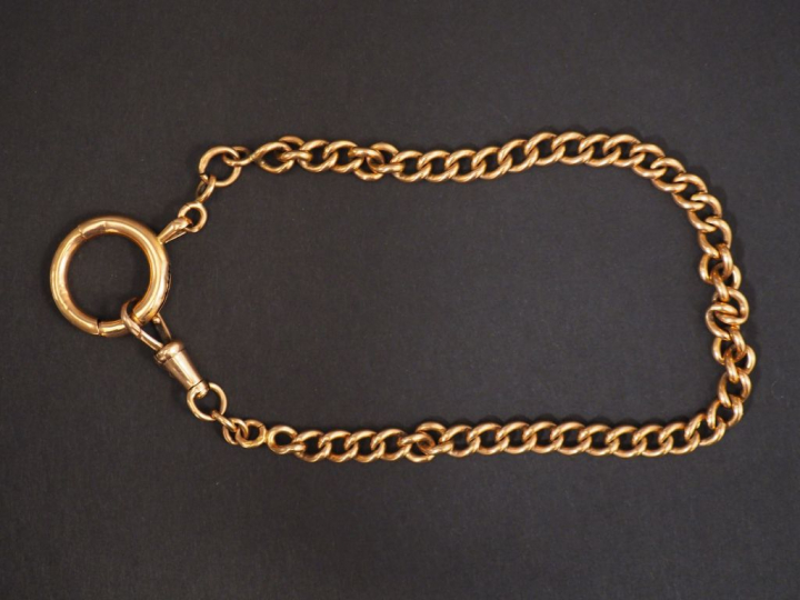 Giletière en or jaune.  Long. 27 cm Poids. 23,42 g