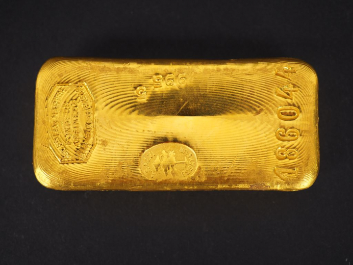 Lingot  en or n° 186044.  Poids brut : 1000 g Anc. Ets Léon Martin. Fo