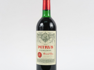 Vente aux enchères 1 BOUTEILLE PETRUS POMEROL - 1973 - LB