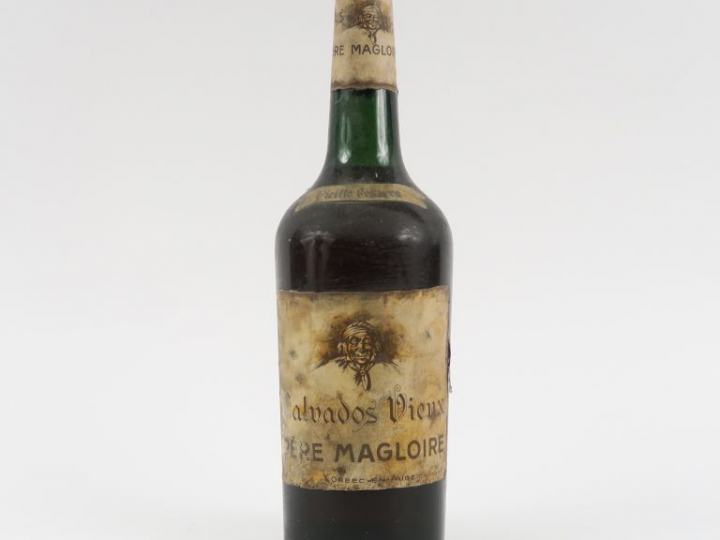 1 VIEILLE BOUTEILLE CALVADOS PÈRE MAGLOIRE 'RÉSERVE'