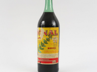 Vente aux enchères 1 BOUTEILLE APÉRITIF BONAL 