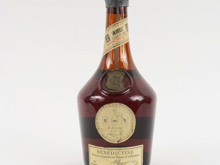 1 BOUTEILLE BÉNÉDICTINE DOM B AND B
