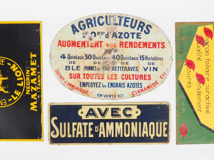 Lot de quatres plaques en tôle lithographiée : Engrais azotés (usures)