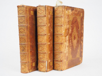 Vente aux enchères [Manuscrit]. EXTRAITS DE QUELQUES PRINCIPAUX ARTICLES DE LA CHAMBRES D