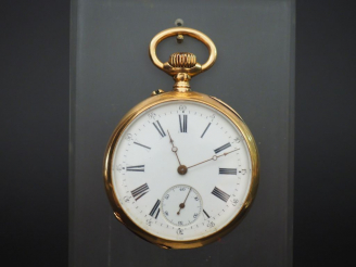 Vente aux enchères Montre de gousset Napoléon III en or jaune, monogrammée, signée à l'in