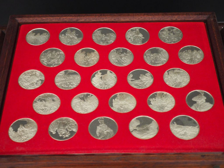 100 pièces de collection en argent "Rubens" 925/1000 Poids : 3125 g av