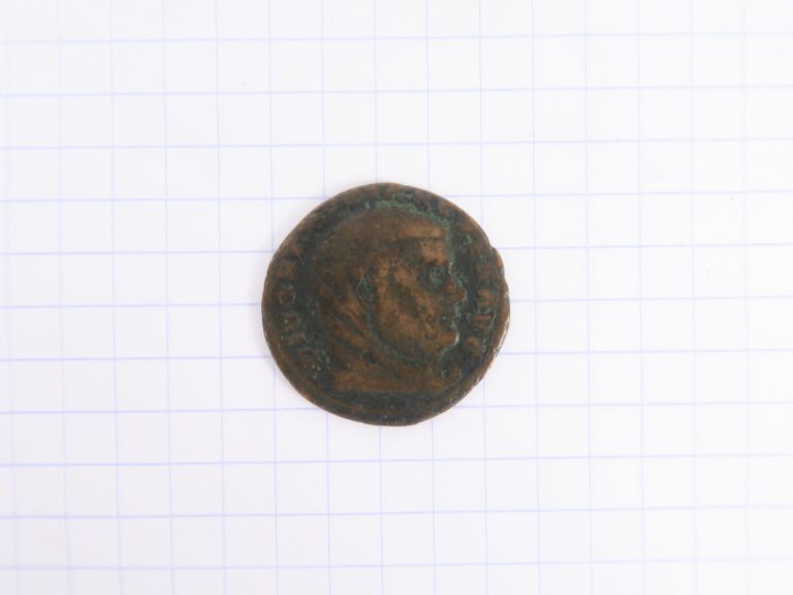 Maxence (306-312 apr. J.-C.), Follis frappé à Ostie en 309-312. Restit