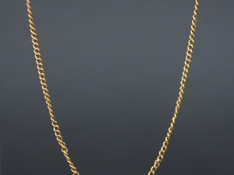 Vente aux enchères Collier en or.  Poids : 8,17 g