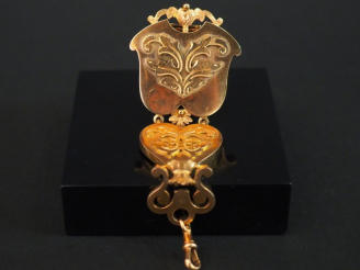 Vente aux enchères Chatelaine Napoléon III en or. Poids : 26,80 g