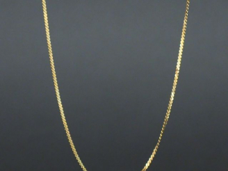 Vente aux enchères Collier en or maillons entrelacs. Poids : 3,20 g