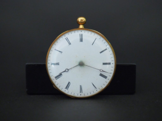Vente aux enchères Montre de gousset en or et métal. Poids tel : 56 g