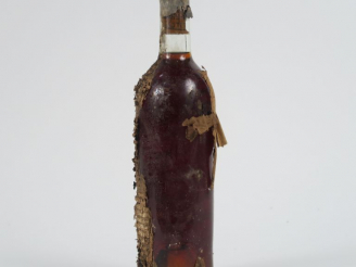 Vente aux enchères 1 BOUTEILLE CHÂTEAU SUDUIRAUT 1er CC SAUTERNES - 1947 - BG/SE/BS/BOUCH
