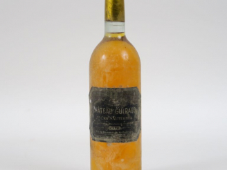 Vente aux enchères 1 BOUTEILLE CHÂTEAU GUIRAUD 1er CC SAUTERNES - 1978 - BG/BS