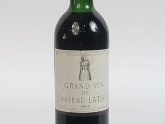 Vente aux enchères 1 BOUTEILLE CHÂTEAU LATOUR 1er GCC PAUILLAC -1965 - LB-HEP 