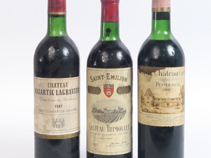 3 BOUTEILLES DE 1967 : 1 CHÂTEAU MALARTIC LAGRAVIERE CC GRAVES - 1 CHÂ