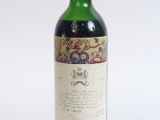 Vente aux enchères 1 BOUTEILLE CHÂTEAU MOUTON ROTHSCHILD 1er GCC PAUILLAC - 1968 - MEP-BE