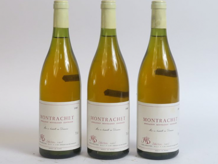 3 BOUTEILLES MONTRACHET NOEL BOUTON - 1985 - 2 CM 