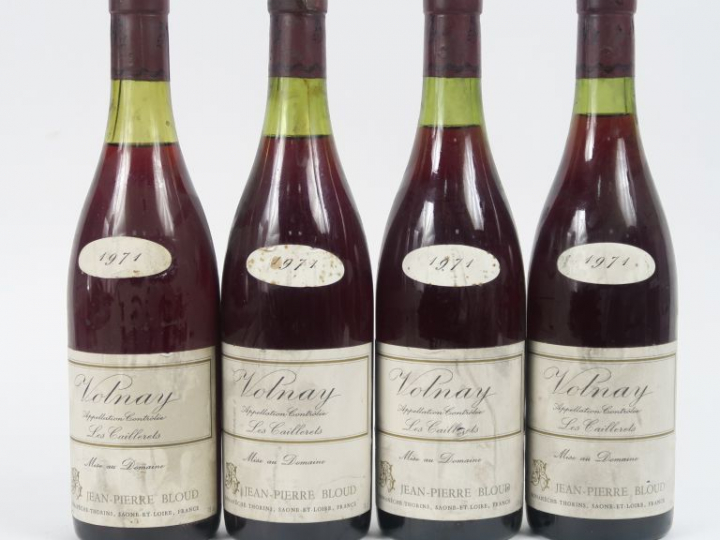 4 BOUTEILLES VOLNAY 'LES CAILLERETS' J.P. BLOUD - 1971 - 3 CM